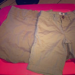 Khaki bottoms for girl